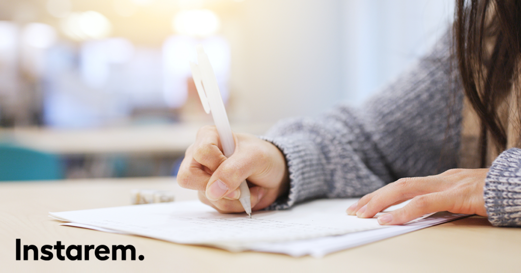 10 college degrees that will help you become an expat blog image
